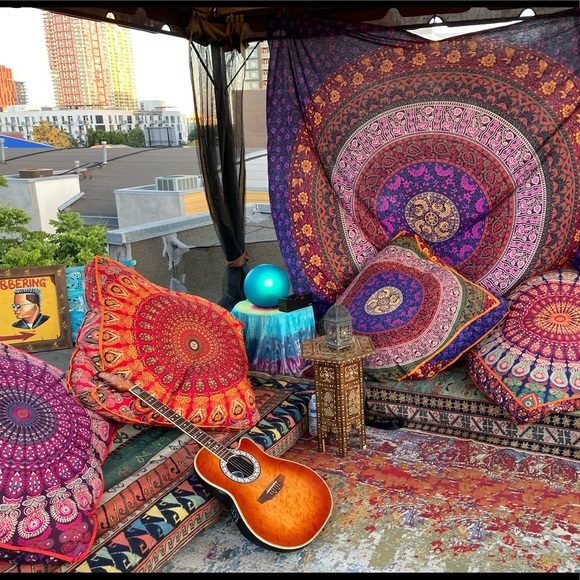 Yep, I make hats for this rock star (Linda Perry) at Wednesday’s Child Studio. - Picture 17 of 17